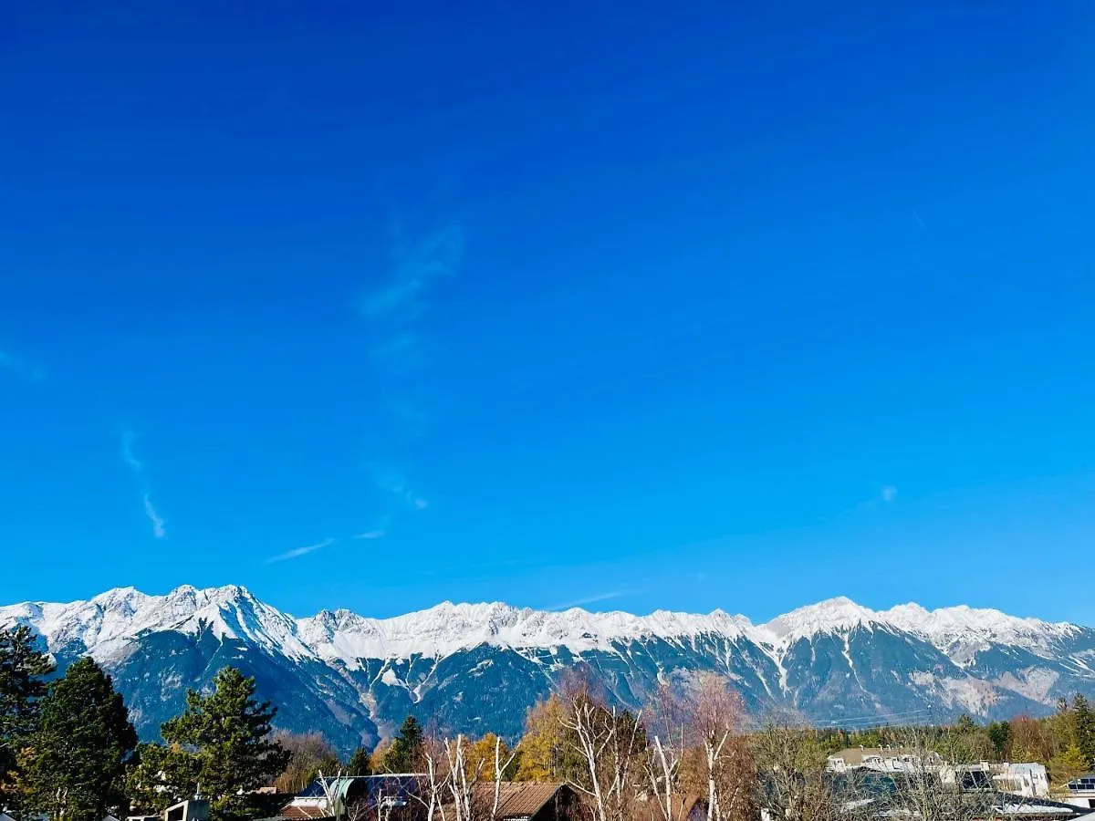 ***  Hotel Sonnenhof - Bed & Breakfast & Appartements Innsbruck Austria
