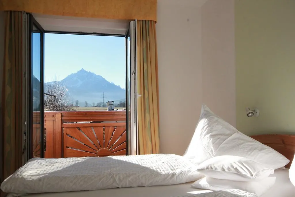 Hotel Sonnenhof - Bed & Breakfast & Appartements Innsbruck 3*,  Austria