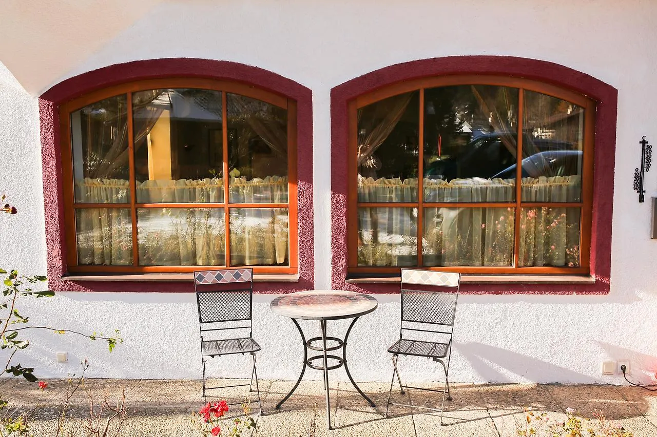 Hotel Sonnenhof - Bed & Breakfast & Appartements Innsbruck