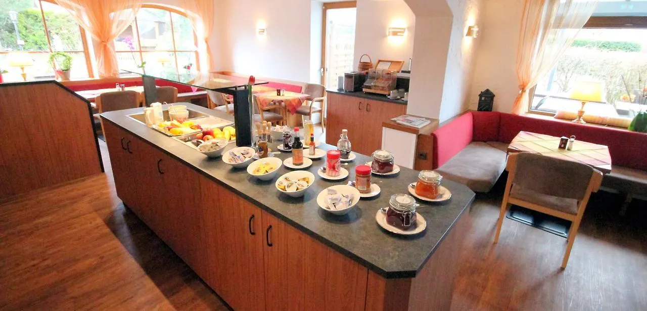 Hotel Sonnenhof - Bed & Breakfast & Appartements Innsbruck
