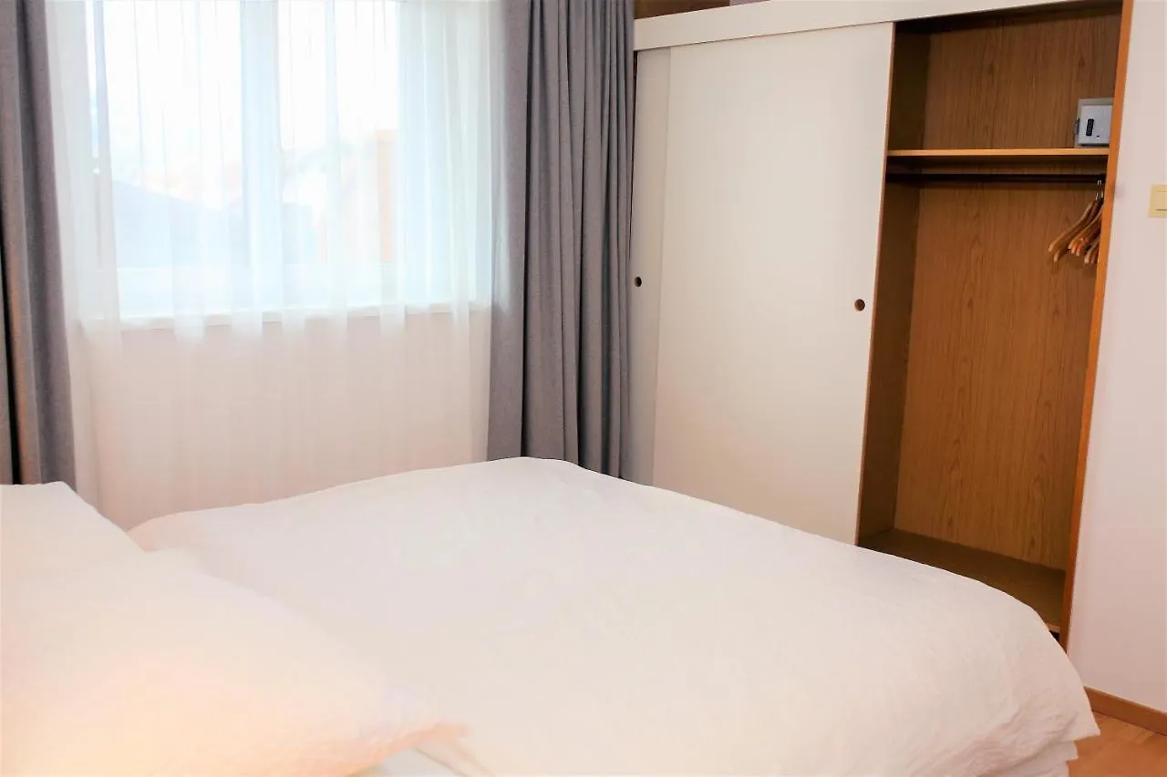 Hotel Sonnenhof - Bed & Breakfast & Appartements Innsbruck